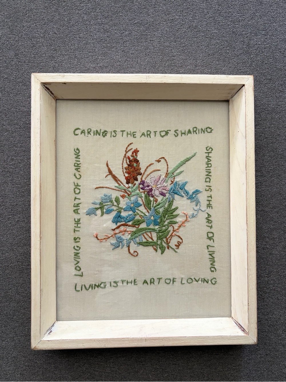 Stunning Framed Botanical Embroidered Art - Picture 1 of 4
